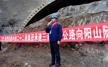 2130b8647f78b889e27fd043be4b1470.jpg 2130b8647f78b889e27fd043be4b1470.jpg