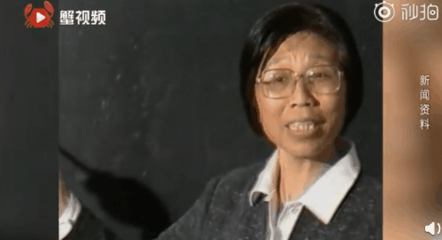 1599102073707092.gif 640.gif