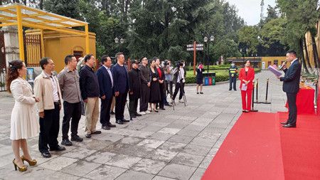 9feecedbd96b527315fc0715863cc448.jpg 9feecedbd96b527315fc0715863cc448.jpg