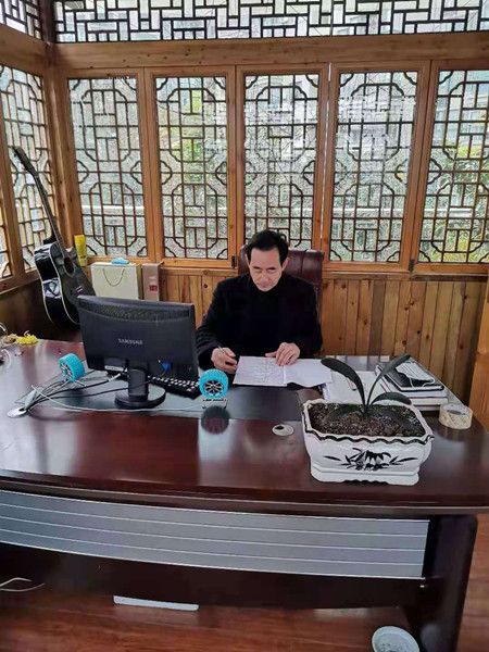 dcbdb6f1498cf85a2794e2ea54db8298.jpg dcbdb6f1498cf85a2794e2ea54db8298.jpg