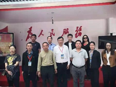 a9305f800c5a0bc0756a9aa8f545e251.jpg a9305f800c5a0bc0756a9aa8f545e251.jpg