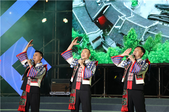 3民歌展演。通讯员  赵琴 摄 2