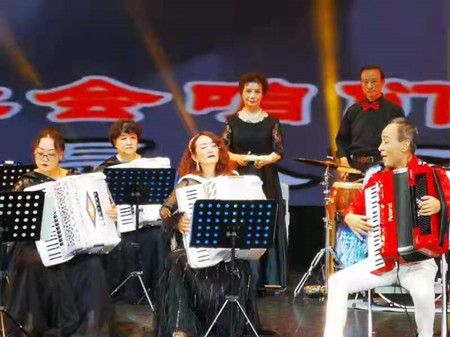 8d3e9fe2d6ea161484e2d41d9fb200b8.jpg 8d3e9fe2d6ea161484e2d41d9fb200b8.jpg