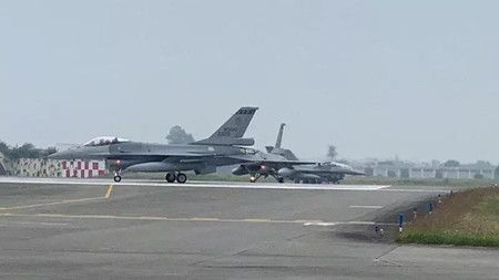 4b4c2521801aa96628b0a73a70c42372.jpg 4b4c2521801aa96628b0a73a70c42372.jpg