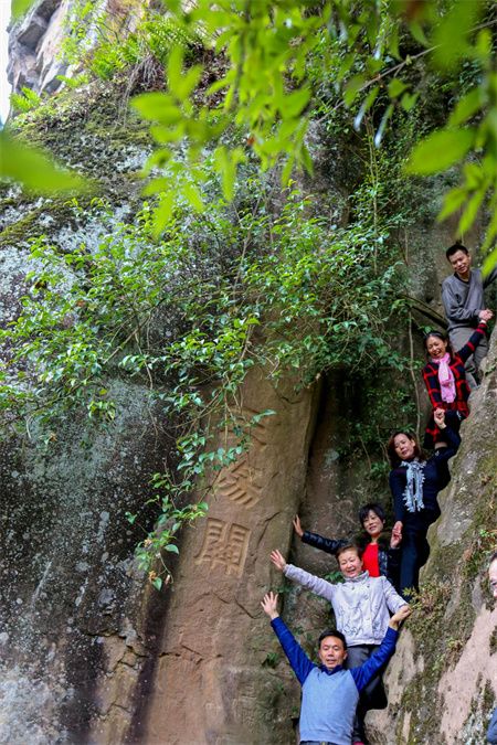 f801e09aa1cfe471a31587d4714d97f4.jpg f801e09aa1cfe471a31587d4714d97f4.jpg