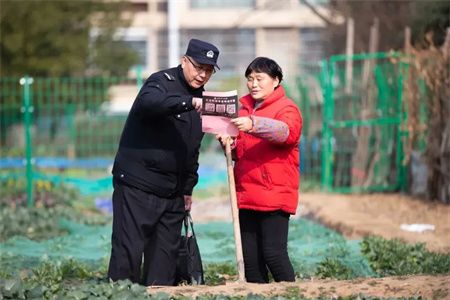 8d8d1772e27939f3f1a38d2134a97ae3.jpg 8d8d1772e27939f3f1a38d2134a97ae3.jpg