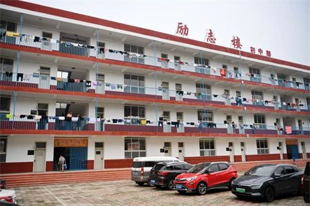 9b6ba98eb97af946d2161af3f8f31242.jpg 9b6ba98eb97af946d2161af3f8f31242.jpg