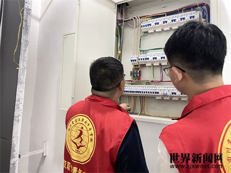 06c6bfbfb9cf41a9898613f3d57cc15b.jpg 06c6bfbfb9cf41a9898613f3d57cc15b.jpg