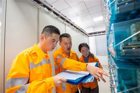 51bb705928915e4fa9d8130b6279104e.jpg 51bb705928915e4fa9d8130b6279104e.jpg