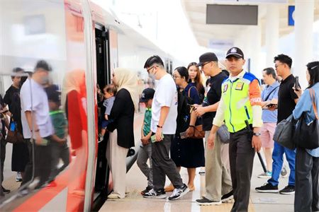 16e618a9a36ca59085358afa6e5b4665.jpg 16e618a9a36ca59085358afa6e5b4665.jpg