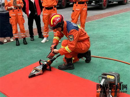 1becc6bff27899c9dc258e7231bcdf95.jpg 1becc6bff27899c9dc258e7231bcdf95.jpg