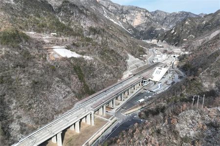 4e0ecb424476d76b627eca4841a9f3c8.jpg 4e0ecb424476d76b627eca4841a9f3c8.jpg