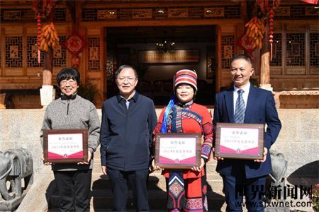 2d1c44e426ffe32e1f901abc03a1b129.jpg 2d1c44e426ffe32e1f901abc03a1b129.jpg