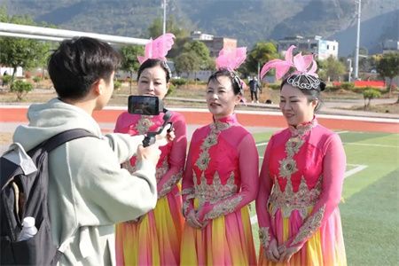 83b783f85f9eae003081e2b01ad7c37e.jpg 83b783f85f9eae003081e2b01ad7c37e.jpg