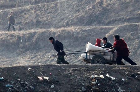 3f3502314e0f1cf04ae4d18f8edf5c9f.jpg 3f3502314e0f1cf04ae4d18f8edf5c9f.jpg