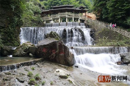 65ef7f00e55b07cd8ab9129a6421e434.jpg 65ef7f00e55b07cd8ab9129a6421e434.jpg