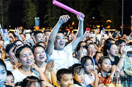 61806209fc9bafe9c41a2b0bf5161c53.jpg 61806209fc9bafe9c41a2b0bf5161c53.jpg